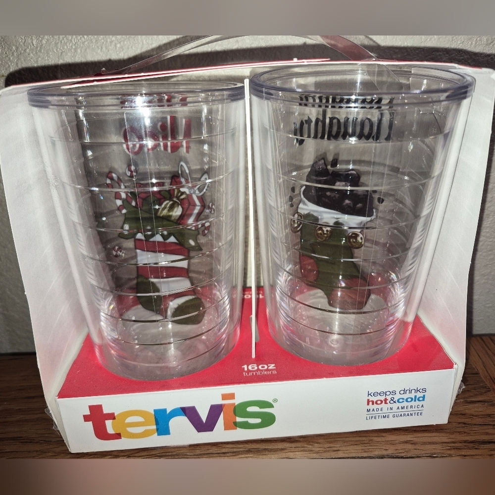 New In BOX TERVIS Christmas 16 Oz Tumbler Set of 2 - Picture 2 of 3